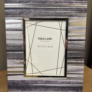Nova Photo Frame 5x7