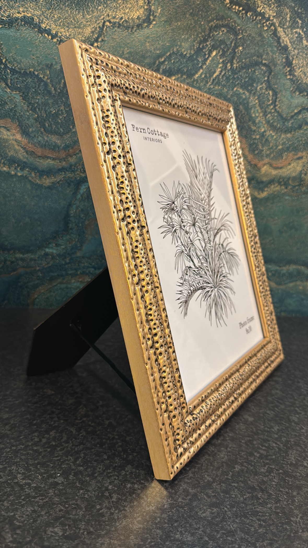 Stippled Frame Stippled Gold Frame 8x10 - BMK DECOR