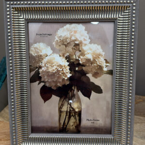 Detailed Taupe Gold Frame 6x8